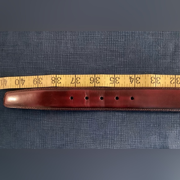 Smooth Reddish Brown Leather Belt with Gold Brass Buckle - Picture 14 of 15